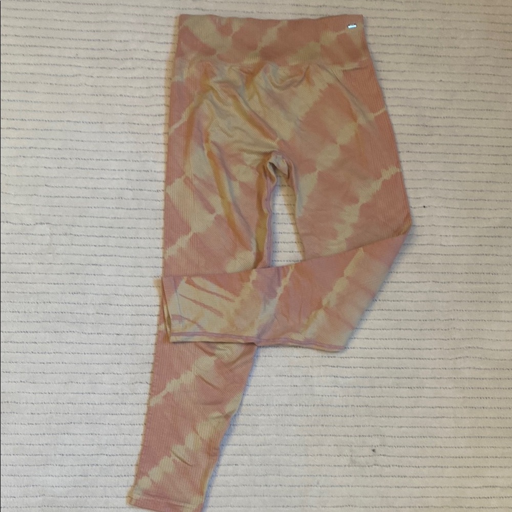 PINK ACTVE .Women’s Tie-Dye Leggings